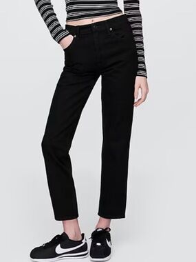GAP Cheeky Straight High Rise Jeans (30” T)